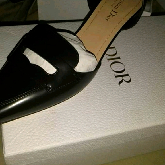 Christian Dior Heels - Picture 1 of 2